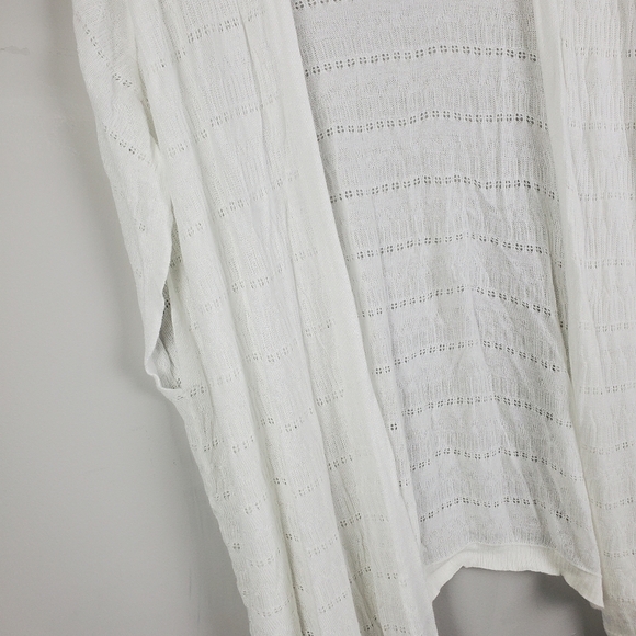 Torrid White Crochet Wrap Cardigan 0 - Picture 8 of 12